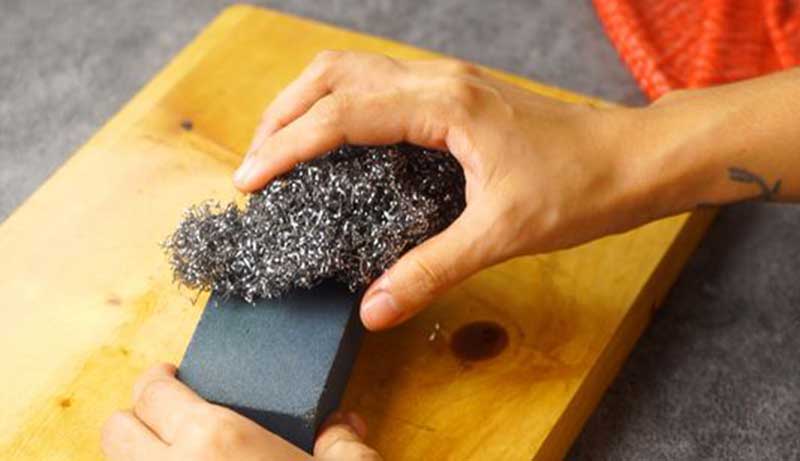 How to Clean a Sharpening Stone