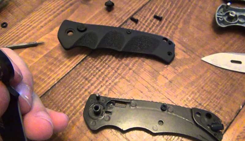 how to fix a spring loaded knife