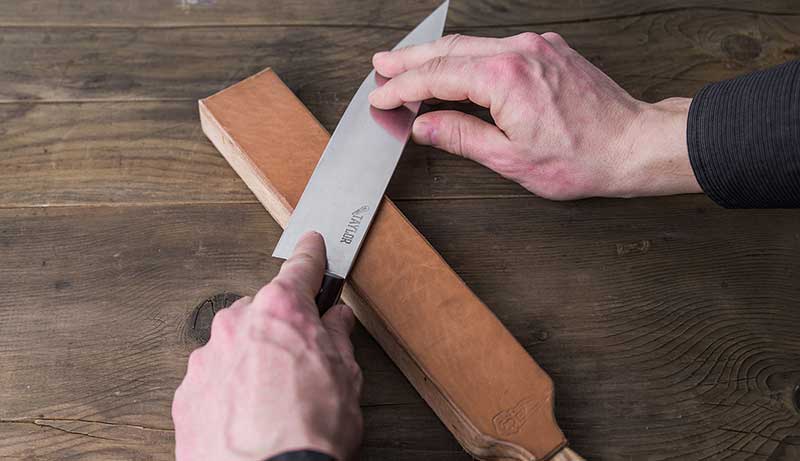 Methods of how does leather sharpen knives